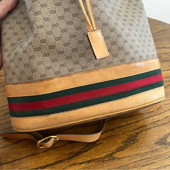 Rehab Bag Vintage Gucci Micro GG Supreme Sherry Line Bucket Bag - Picture 3 of 15